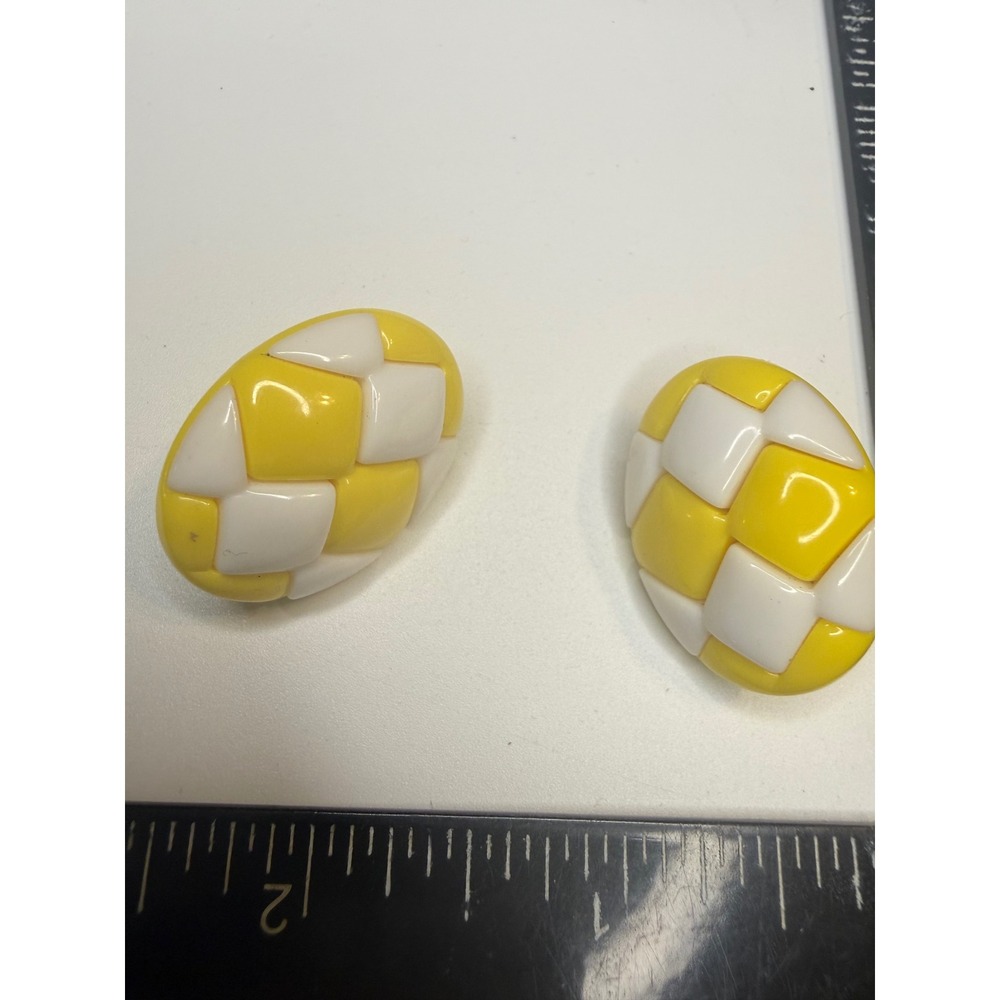 Vintage Yellow White Checkerboard Clip On Earrings Oval Resin Geometric Retro